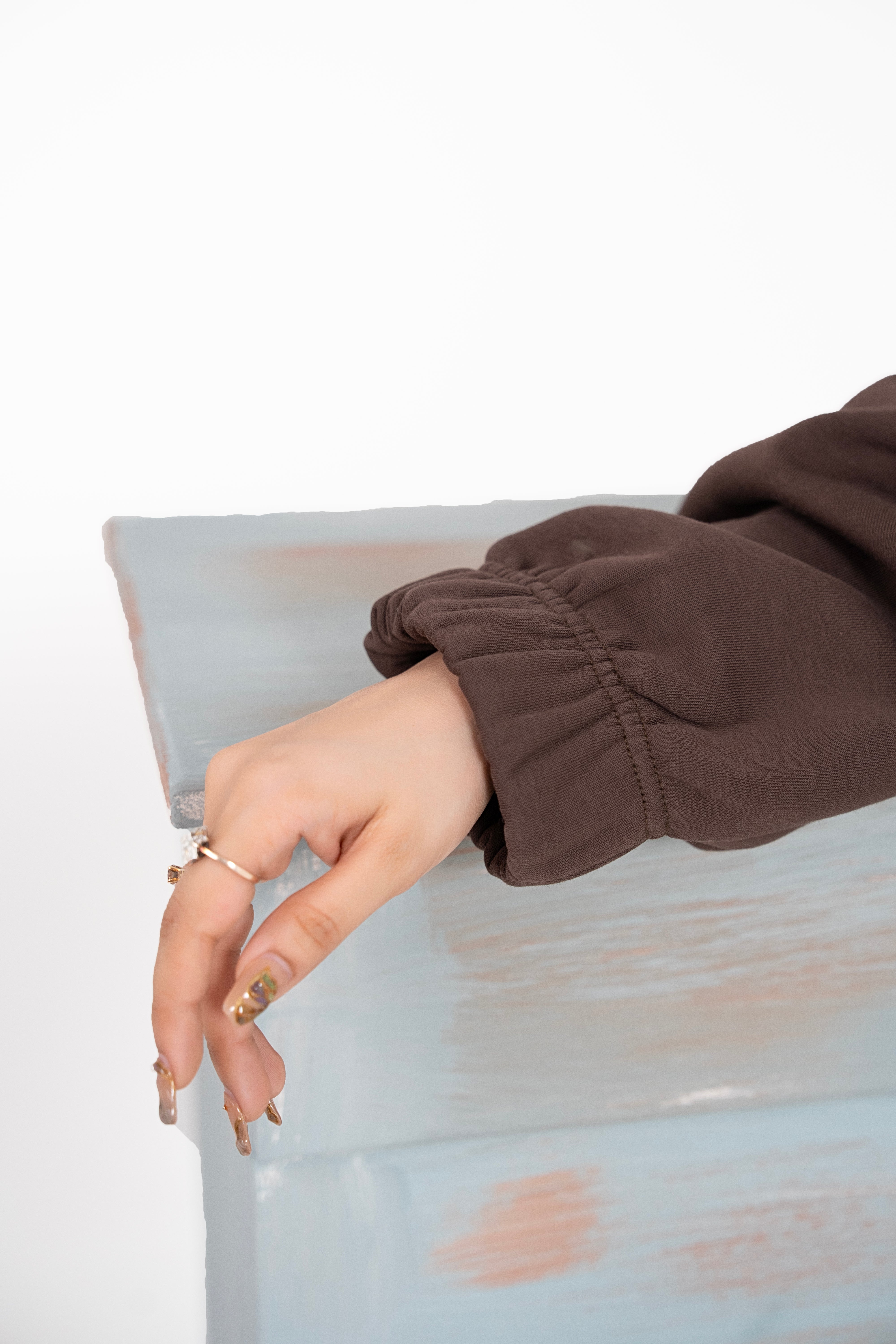 Mocha Essence Cropped Sweatshirt