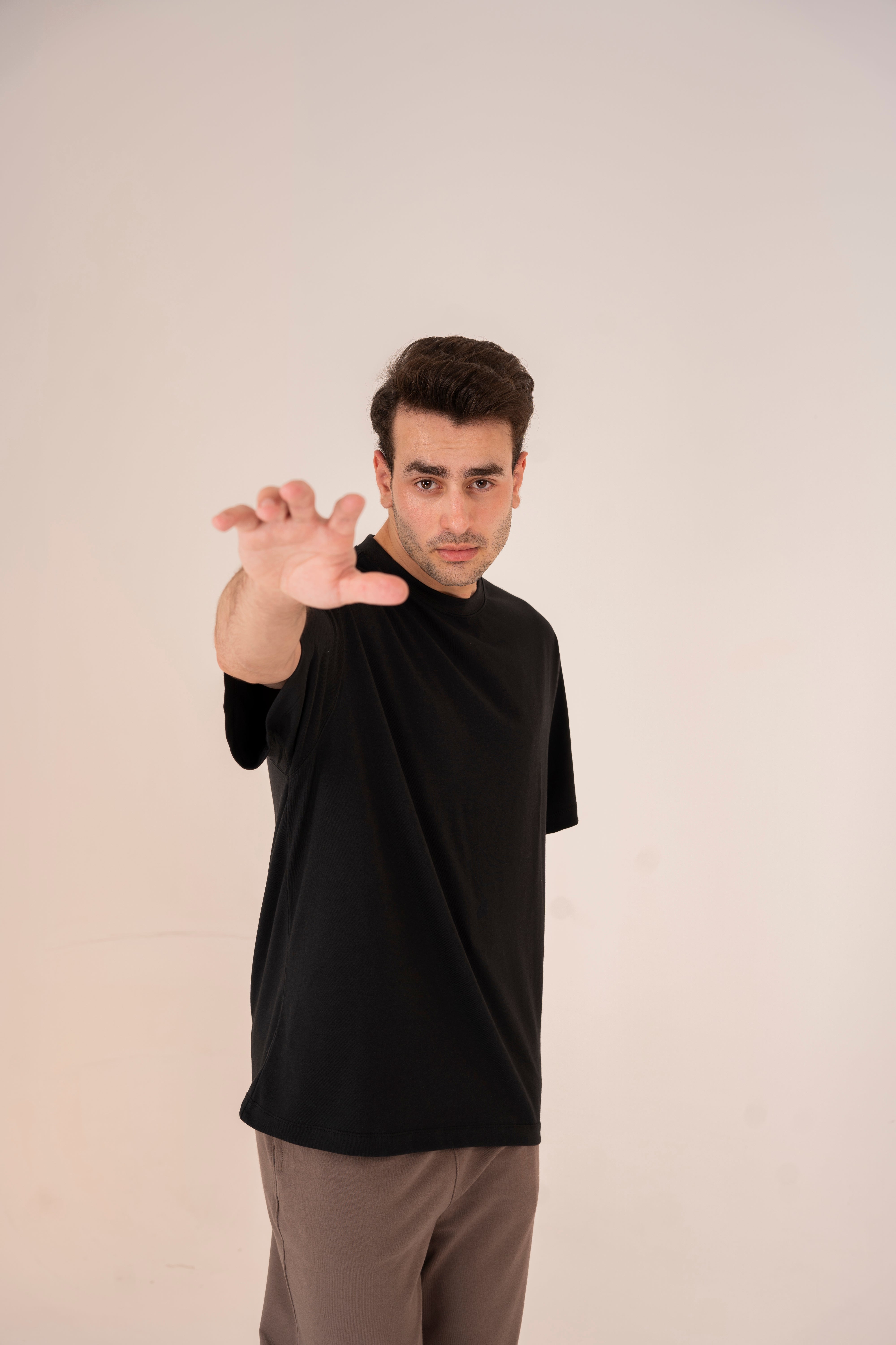Relaxed T-Shirt in Black