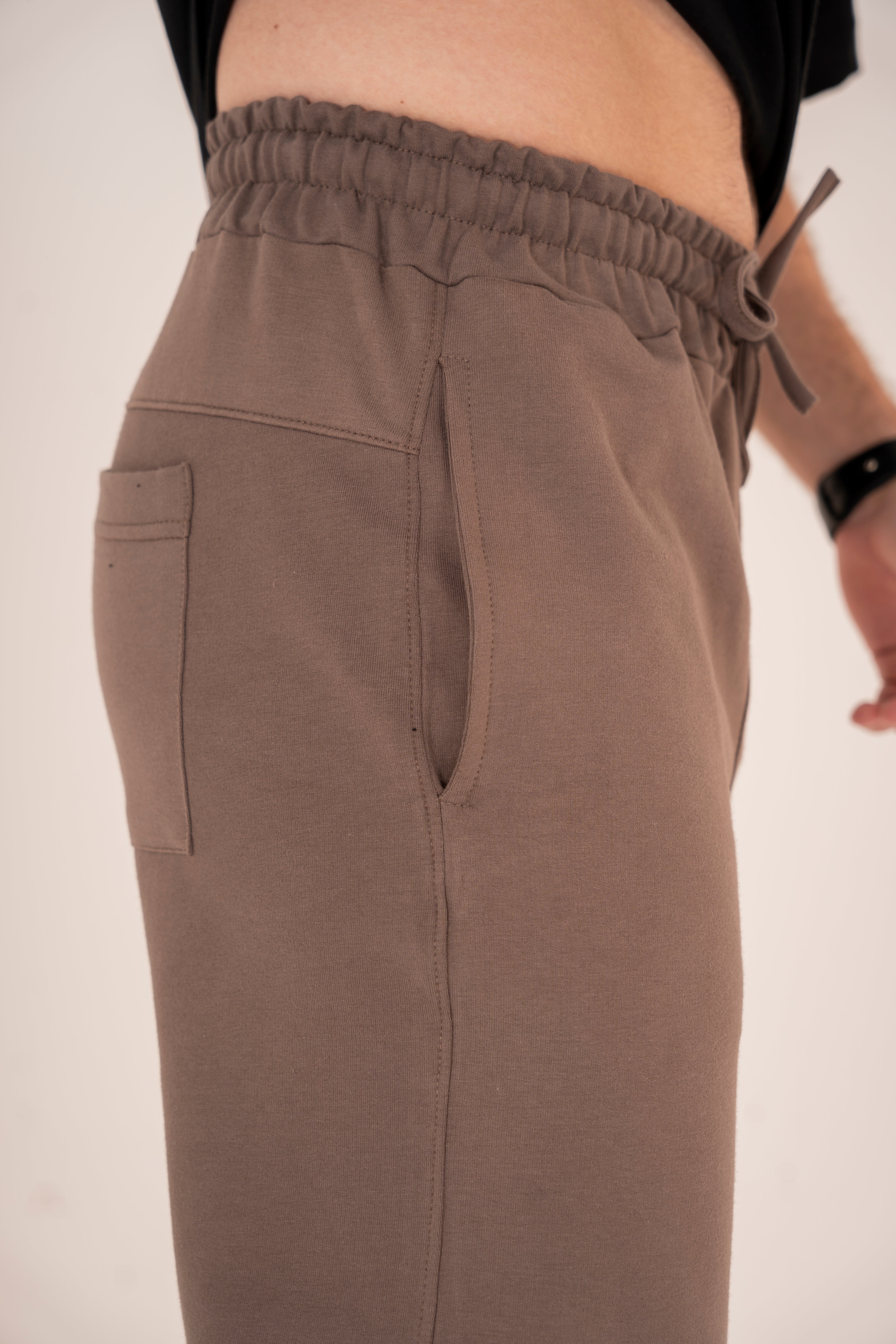 Stratus Flow Straight Pants