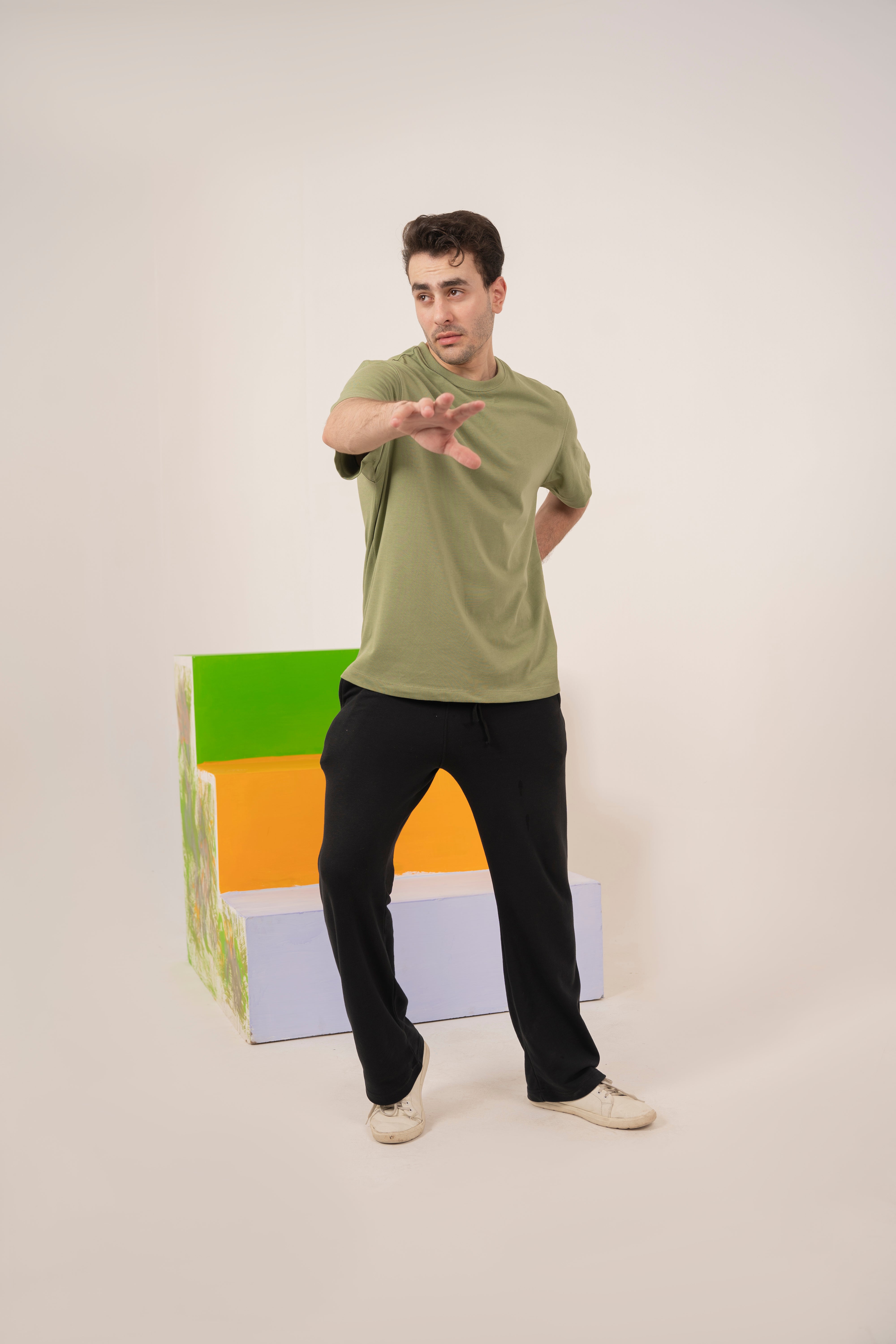 Relaxed T-Shirt in Olive Green
